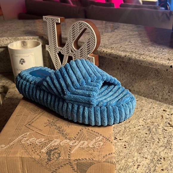Free People Shoes - FREE PEOPLE Two Days In Ibiza Terry Slides / Cerulean Blue 8 Platform Sandals